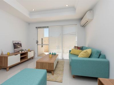 2/7 Swanston Street, Yokine