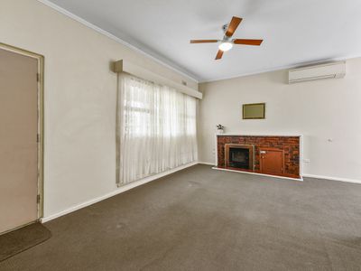 2 Holzgrefe street , Millicent