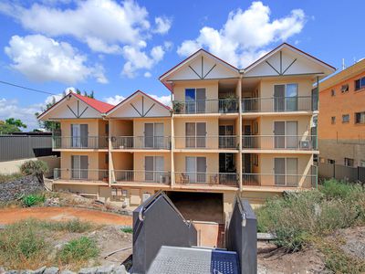 7/22 Chatsworth Road, Greenslopes