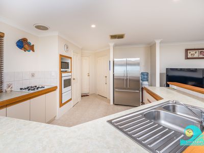 4 Teraglin Vista, Yanchep