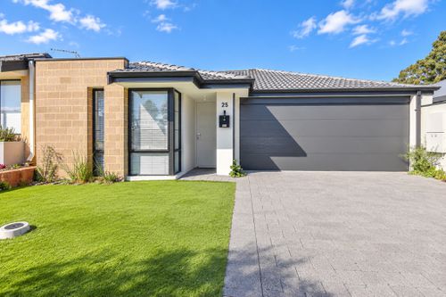 25 Kenby Chase, Wandi