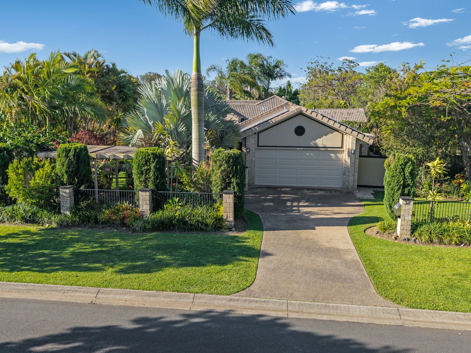 37 Endeavour Bark Drive, Glass House Mountains