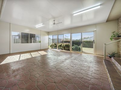 15 Degan Court, Middle Ridge