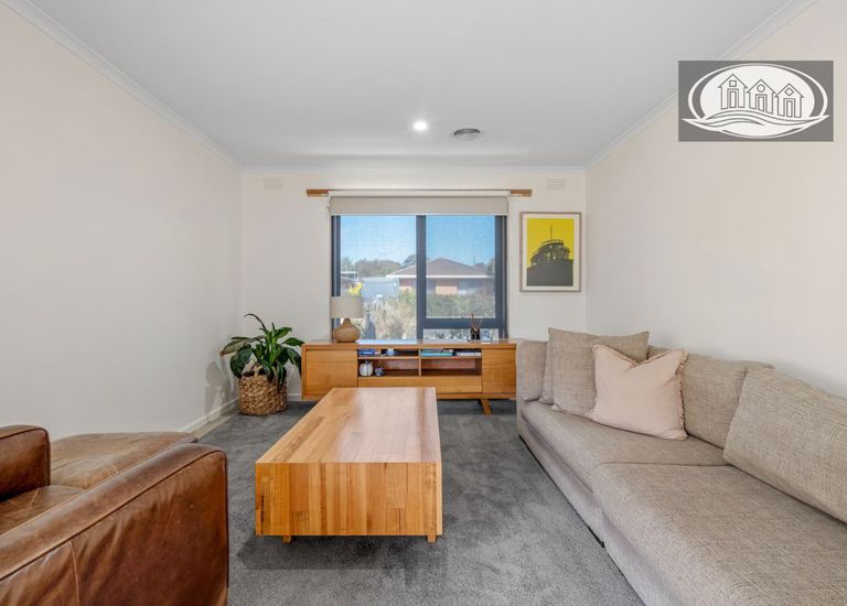 16 Webb Court, Portland