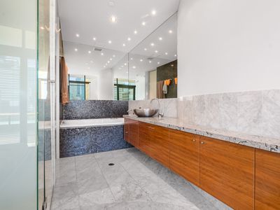 50 / 255 Adelaide Terrace, Perth