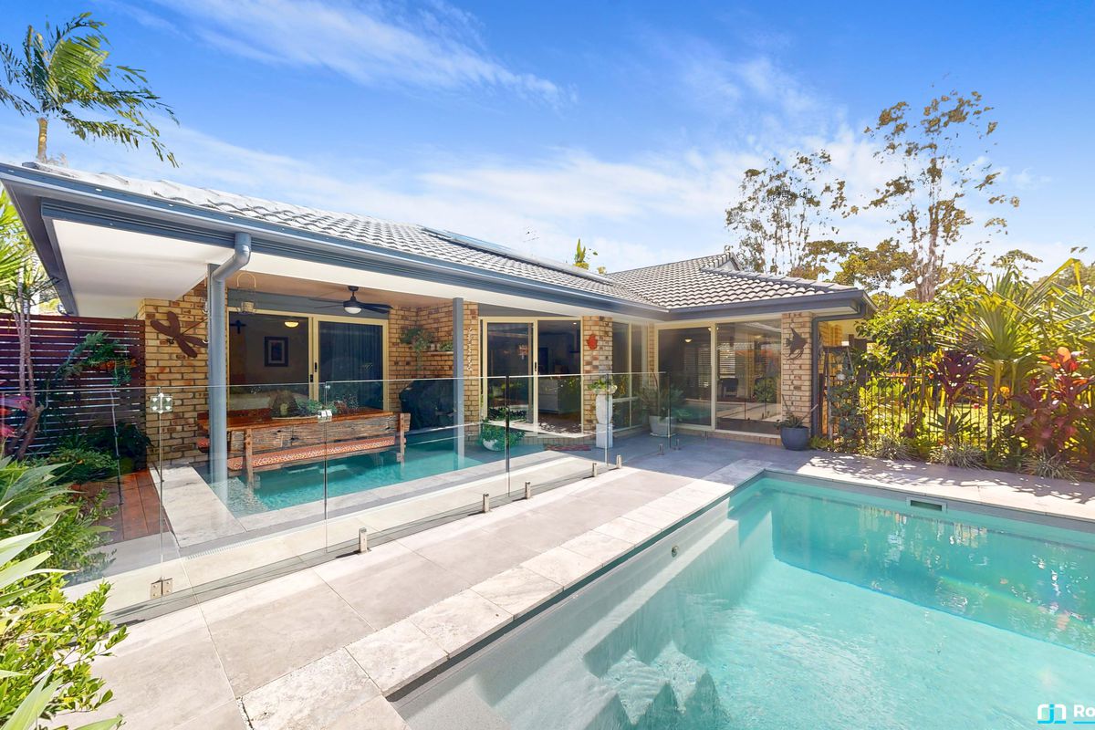 1 Feathertail Court, Tewantin