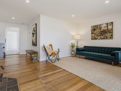 4946 Channel Highway, Gordon