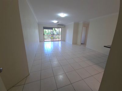 10 / 28 Sykes Court, Southport
