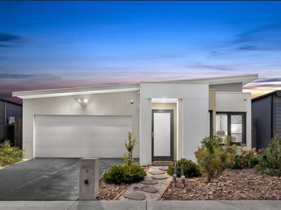 14 Xavier Way, Clyde North