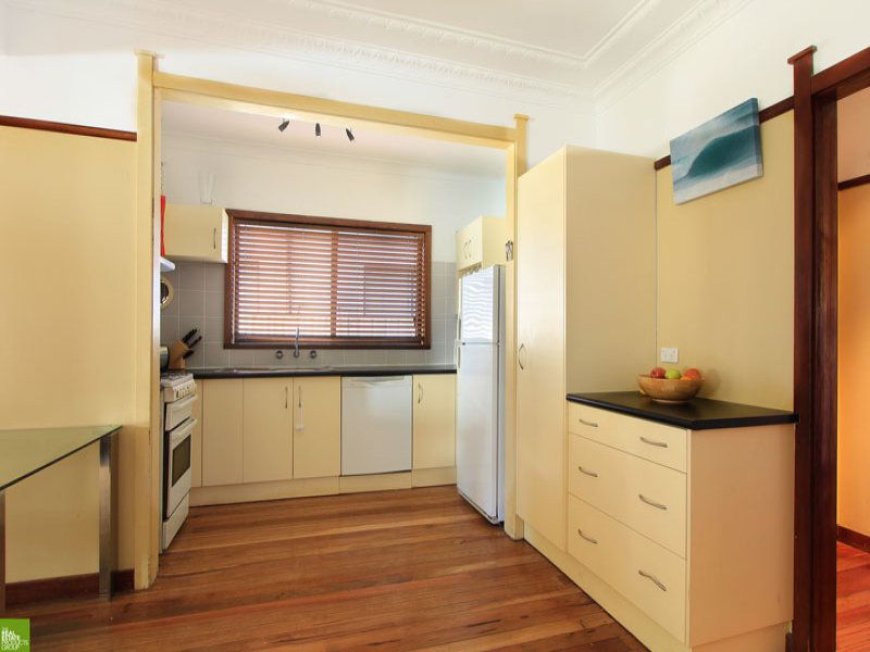 18 Grasmere Street, Mount Saint Thomas