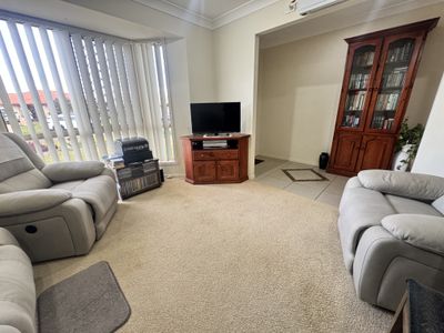 11 Oasis Drive, Kingaroy
