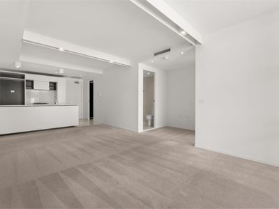 15 / 31 Eastlake Parade, Kingston