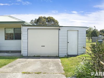 12 Crowther Street, Beaconsfield