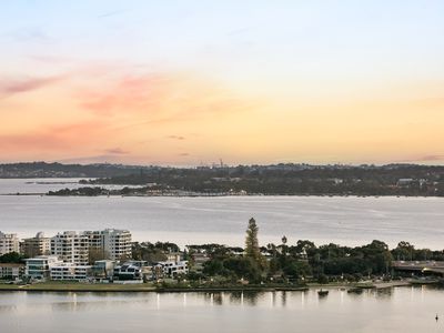 2405 / 1 Geoffrey Bolton Avenue, Perth