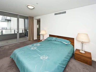 1507 / 30 The Circus, Burswood