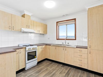 8 Goolagong Circuit, Mount Warrigal