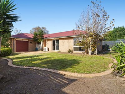23 Dorothy Cres, Mornington