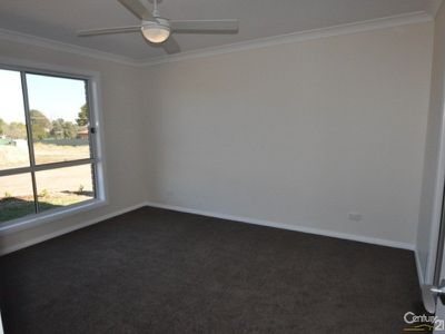 6A  Terrazzo Court, Dubbo