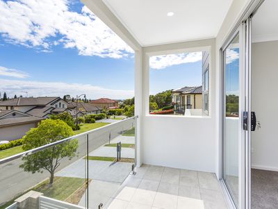 1 / 28 Lord Howe Avenue, Shell Cove