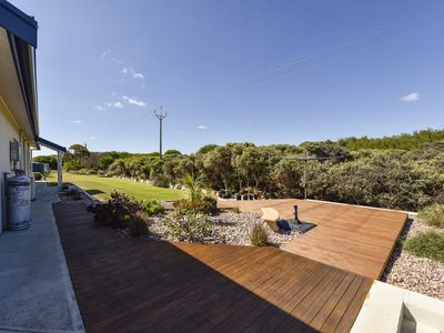 21 LAKESIDE DRIVE, Beachport