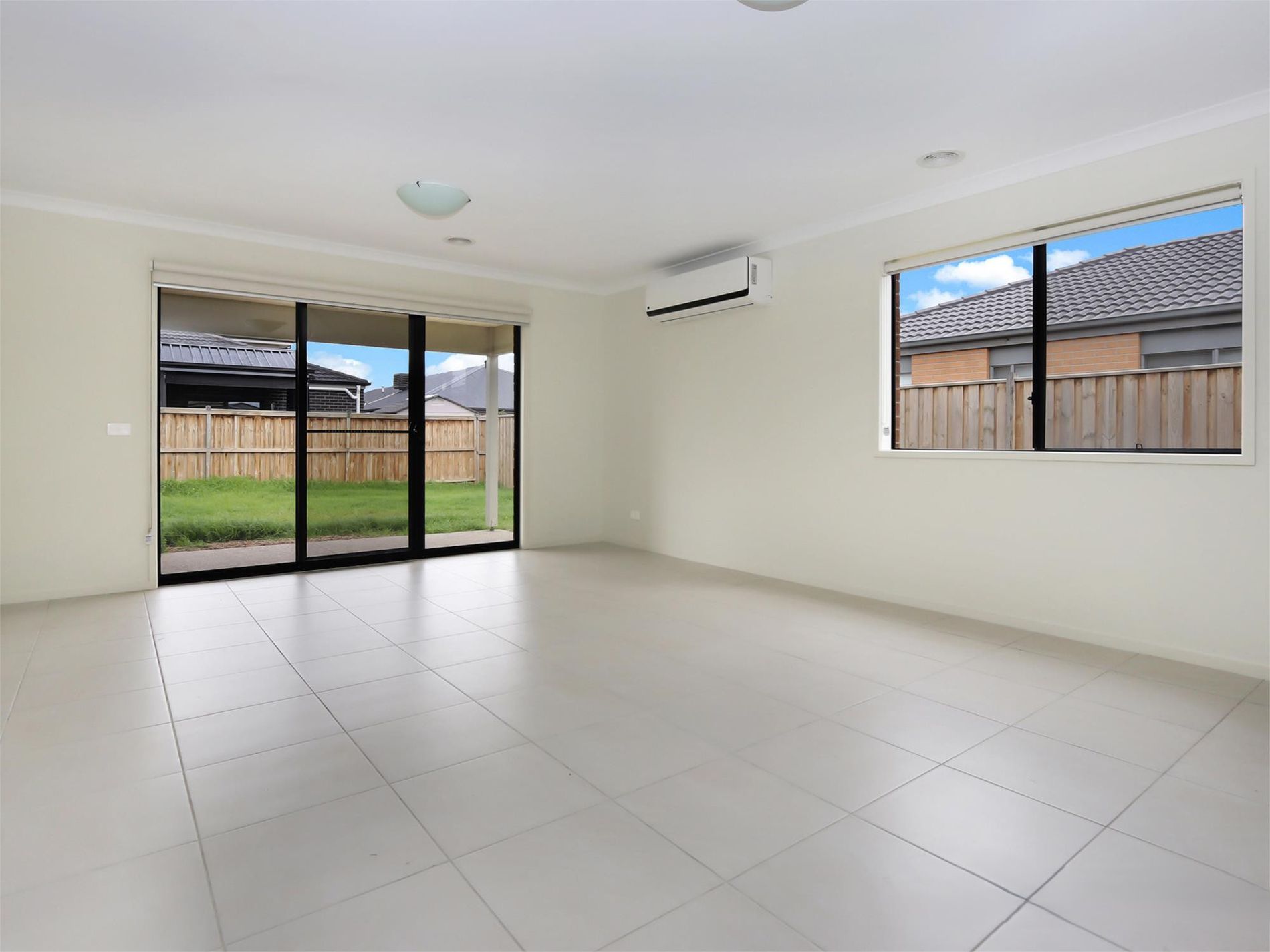 38 Smile Crescent, Wyndham Vale