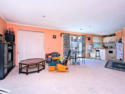 1 Warana Drive, Hampton Park