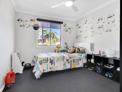 28 Thomson Parade, Dalmeny