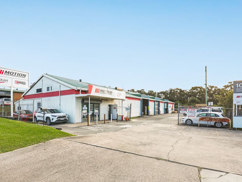 14 Glastonbury Avenue, Unanderra