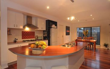 42 O'Neil Road, Beaconsfield