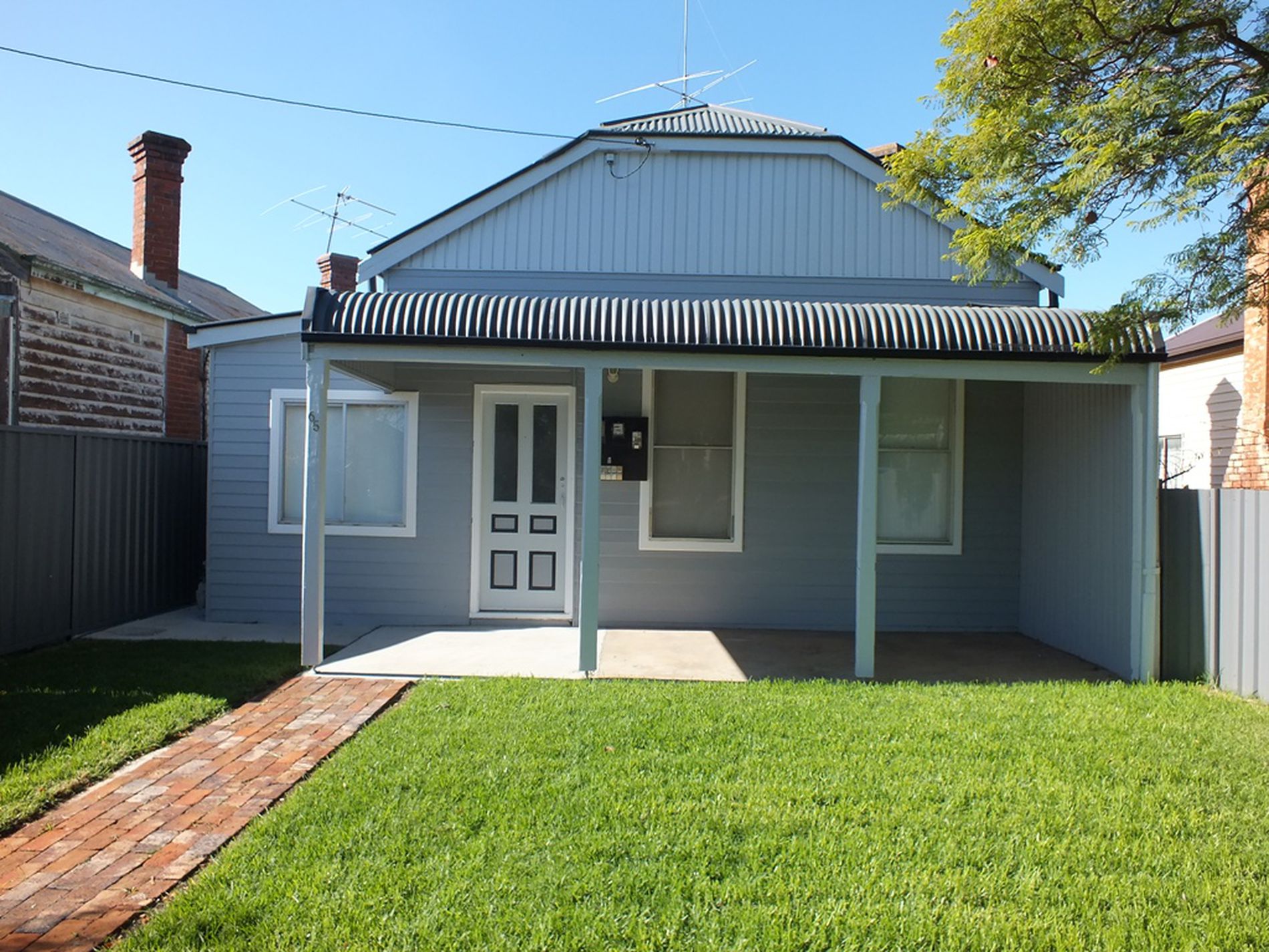 65 Church Street, West Wyalong