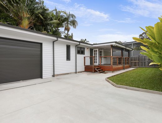 Immaculate cottage - Electricity & Water Included image 1