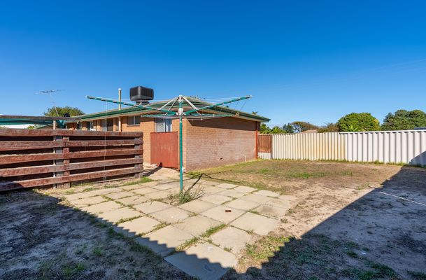 2 McClure St, Safety Bay