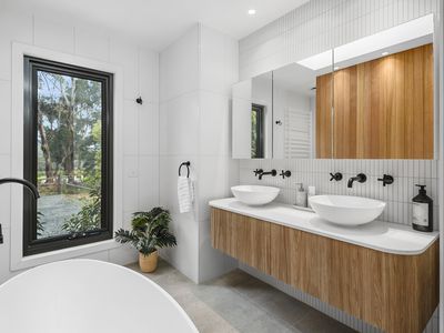 32 Boundary Road, Mount Macedon