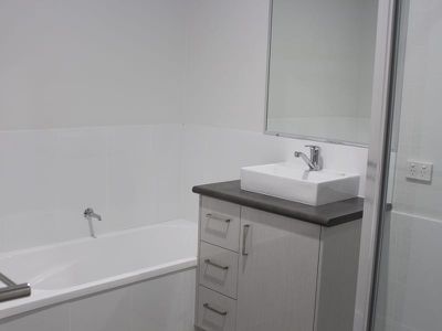 1 / 57 Bradnam Way, Urangan