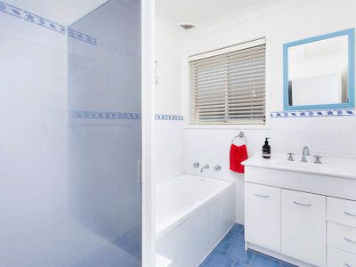 10 Laurel Street, Albion Park Rail