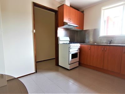 2 / 10-12 Florence Avenue, Clayton