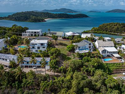 56 Harbour Avenue, Shute Harbour