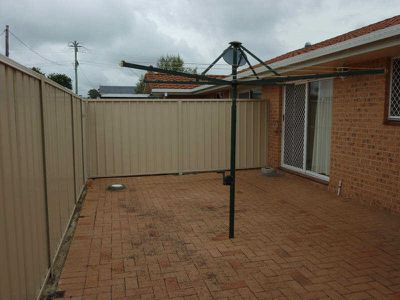 2 / 27 South Street, Tuncurry