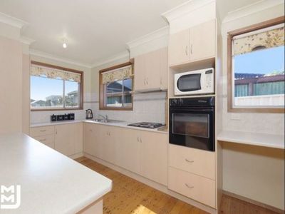 56 The Esplanade, Oak Flats