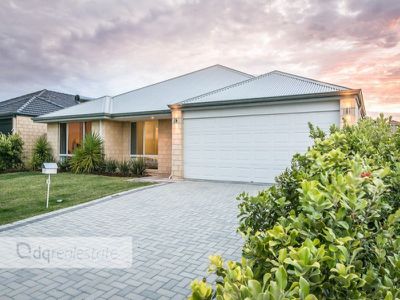 18 Liriope Parkway, Sinagra