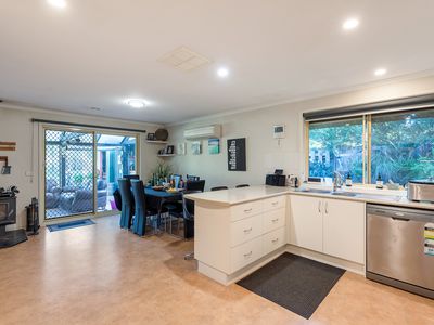 11 Hilaire Place, Whittlesea