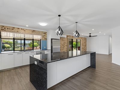 10-12 Mulligan Crescent, Elimbah