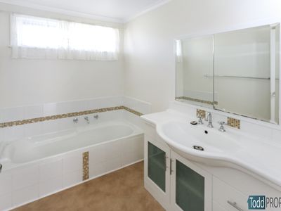 3 Palm Court, Heathcote