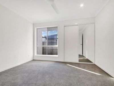 39 LAKESIDE DRIVE, Taroomball