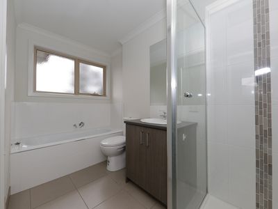 2 / 277 Warrigal Road, Burwood