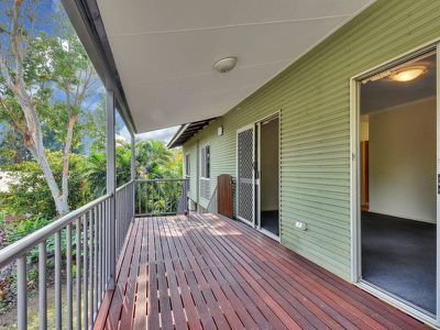 8 Crinum Court, Moulden