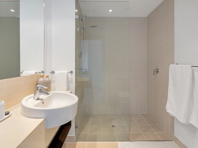 328 / 1 Marlin Parade, Cairns City