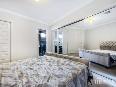 1 / 15 Hughes Crescent, Dandenong North