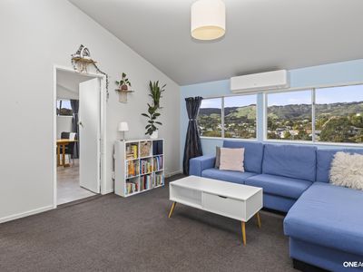 71 Larsen Crescent, Tawa