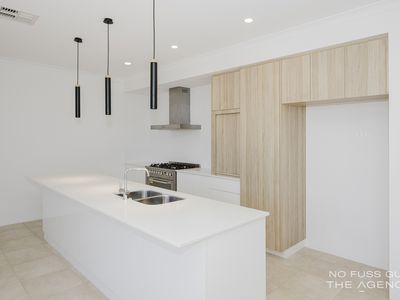 1 / 12 Loder Way, South Guildford